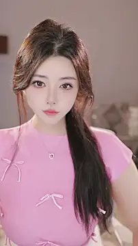 Qiaoqiao  online show from December 22, 2025, 4:51 pm