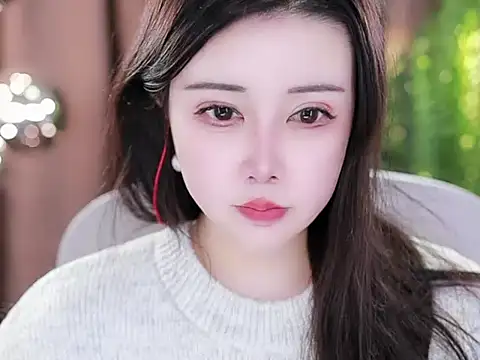 Snapshot of Qiaoqiao_ chatting on February 13, 2025, 5:44 pm Qiaoqiao online show from February 13, 2025, 5:44 pm