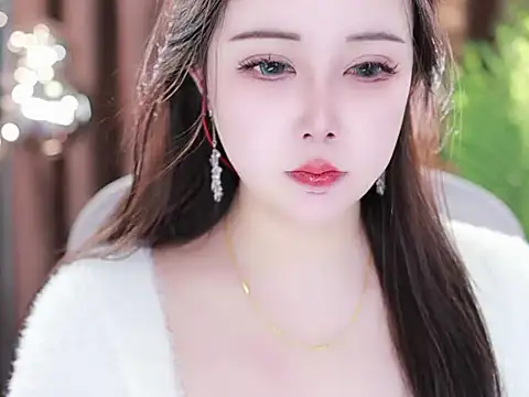 Snapshot of Qiaoqiao_ chatting on March 4, 2025, 8:46 am Qiaoqiao online show from March 4, 2025, 8:46 am