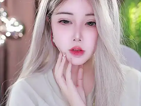 Snapshot of Qiaoqiao_ chatting on February 20, 2025, 7:12 am Qiaoqiao online show from February 20, 2025, 7:12 am