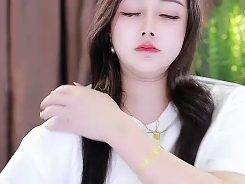 Snapshot of Qiaoqiao_ chatting on February 11, 2025, 4:35 pm Qiaoqiao online show from February 11, 2025, 4:35 pm