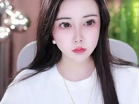 Snapshot of Qiaoqiao_ chatting on February 17, 2025, 5:01 pm Qiaoqiao online show from February 17, 2025, 5:01 pm