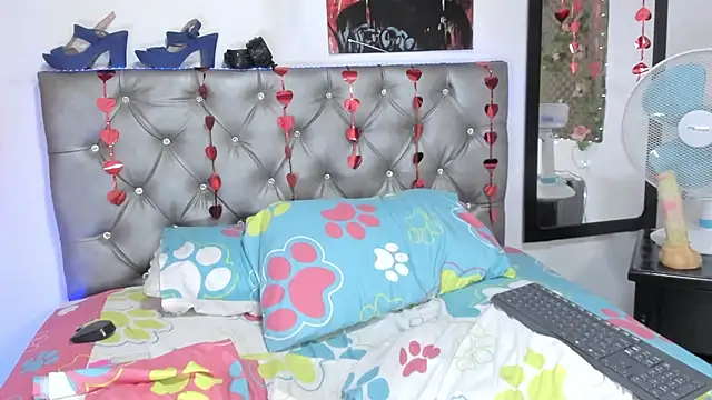 SWEETSAMY39715 online show from February 12, 2025, 4:22 pm