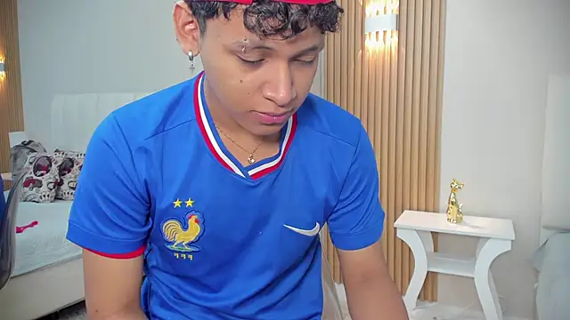 axel ps online show from October 3, 2025, 4:25 am