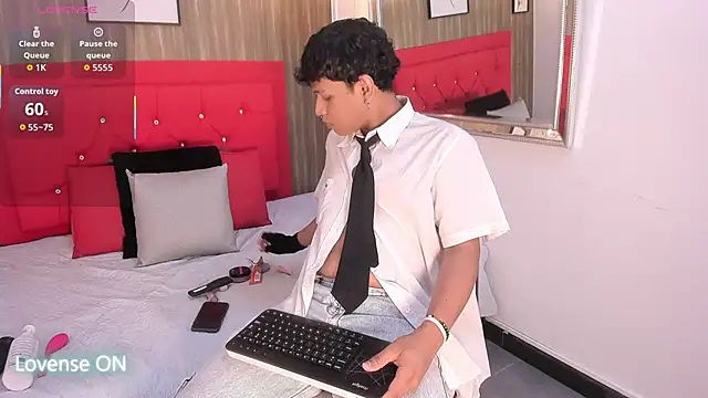 axel ps online show from October 4, 2025, 4:03 am