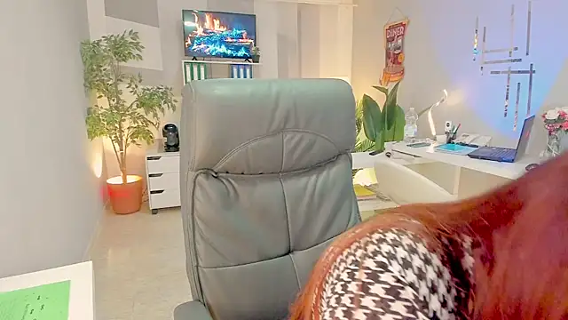 Snapshot of Butterflyblue_dream chatting on February 5, 2025, 5:20 pm Butterflyblue dream online show from February 5, 2025, 5:20 pm