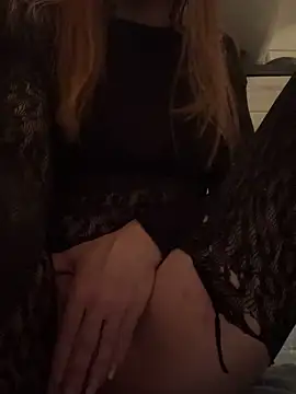 Snapshot of joie_20 chatting on February 7, 2026, 10:40 pm joie 20 online show from February 7, 2026, 10:40 pm