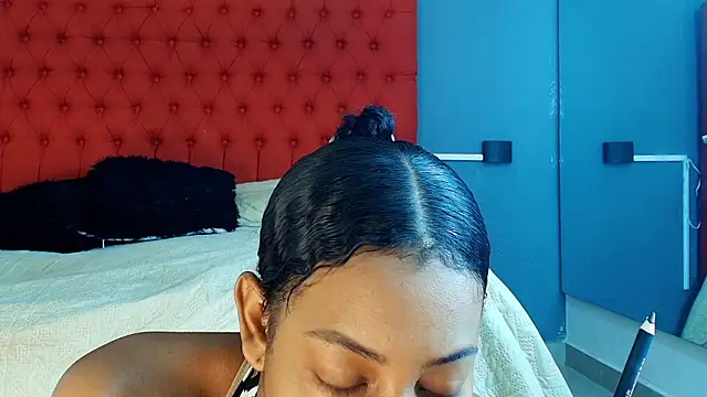 flavia cruz online show from January 18, 2026, 7:17 pm