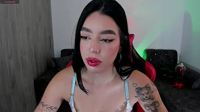 Snapshot of zoee_jackson chatting on May 10, 2026, 8:11 pm zoee jackson online show from May 10, 2026, 8:11 pm