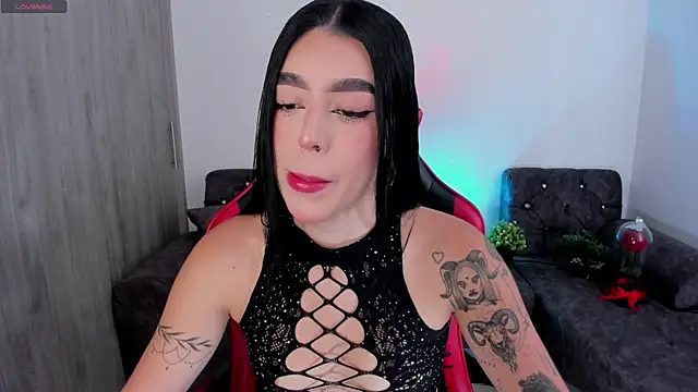 Snapshot of zoee_jackson chatting on May 6, 2026, 8:57 pm zoee jackson online show from May 6, 2026, 8:57 pm