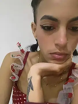 Snapshot of LilitRobins chatting on February 15, 2025, 1:10 am LilitRobins online show from February 15, 2025, 1:10 am