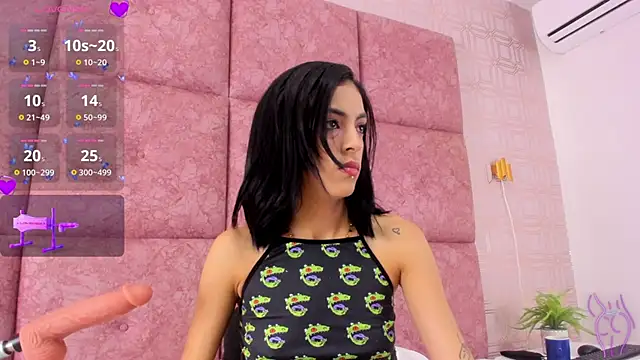 Snapshot of LilitRobins chatting on February 20, 2025, 1:14 am LilitRobins online show from February 20, 2025, 1:14 am