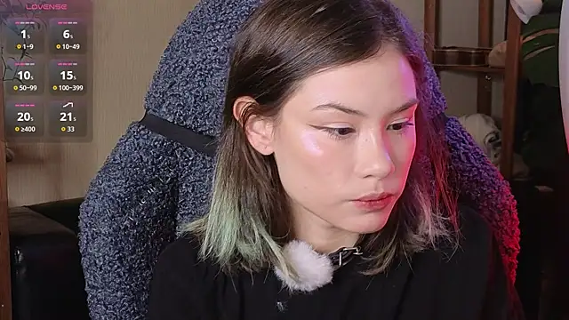 alicekiit online show from October 26, 2025, 4:02 am