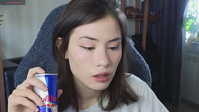 Snapshot of alicekiit chatting on February 4, 2026, 10:21 am alicekiit online show from February 4, 2026, 10:21 am