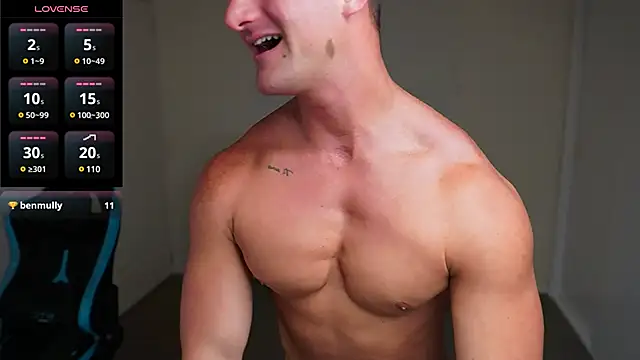  DownUnderFit  online show from December 2, 2024, 10:29 pm