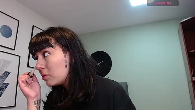 Snapshot of amy_adams1 chatting on March 20, 2026, 4:35 am amy adams1 online show from March 20, 2026, 4:35 am