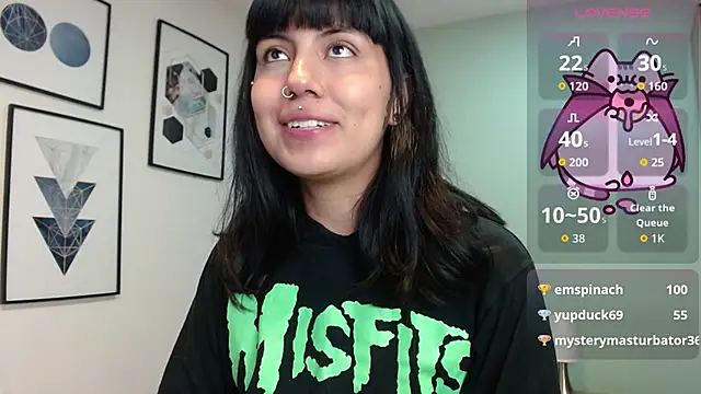 Snapshot of amy_adams1 chatting on April 6, 2026, 4:46 am amy adams1 online show from April 6, 2026, 4:46 am