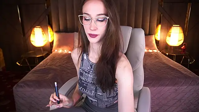 Snapshot of Evelyn_Rush chatting on February 27, 2025, 3:08 am Evelyn Rush online show from February 27, 2025, 3:08 am