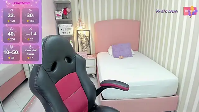 Snapshot of MEGANTARLY09 chatting on January 14, 2026, 9:51 pm MEGANTARLY09 online show from January 14, 2026, 9:51 pm