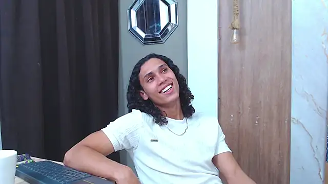 nazper online show from April 15, 2026, 7:07 pm