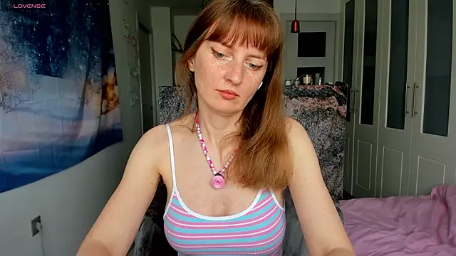 YourSexyNeighbour online show from January 17, 2026, 2:31 pm