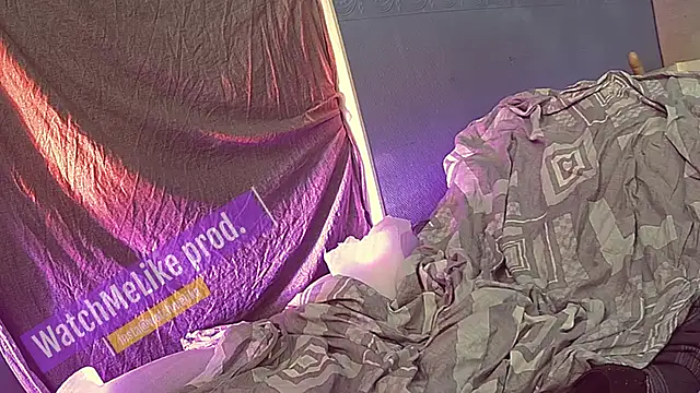 Snapshot of wowmelikez chatting on March 15, 2025, 9:41 am wowmelikez online show from March 15, 2025, 9:41 am