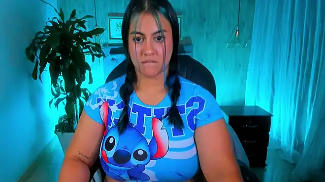 Xisu  online show from February 2, 2025, 6:58 am