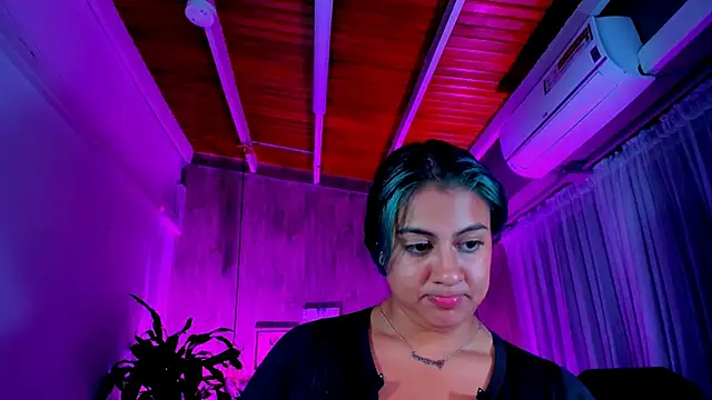 Xisu  online show from February 2, 2025, 3:54 am