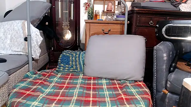 ladyscarlotta online show from September 21, 2025, 5:07 pm