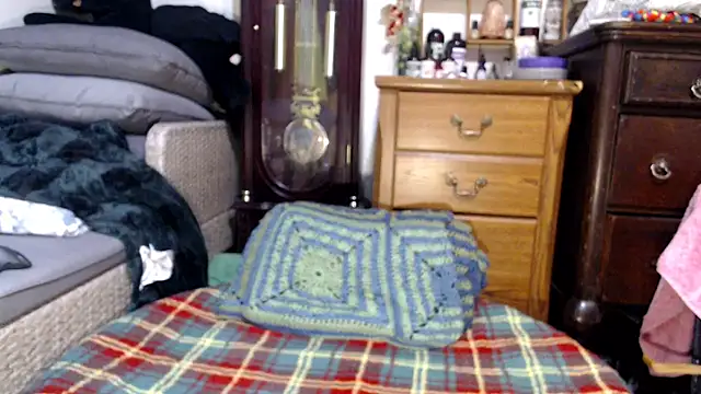 ladyscarlotta online show from March 18, 2025, 6:39 pm