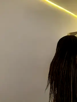 AmmyCollinsW online show from October 1, 2025, 8:46 pm