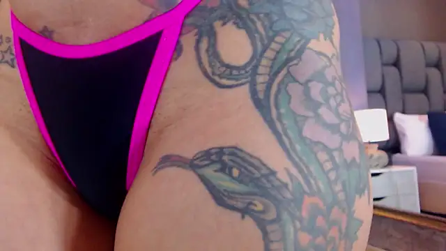 SophieWolkman online show from March 20, 2025, 12:54 pm