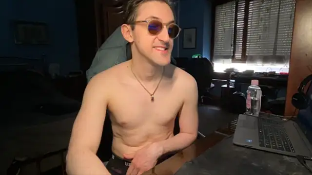 Stefisexy91 online show from April 3, 2026, 4:02 pm