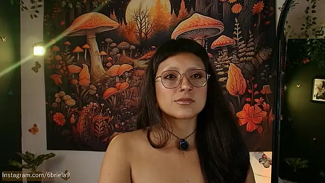 Snapshot of 6Briela9_ chatting on March 6, 2026, 7:09 pm 6Briela9 online show from March 6, 2026, 7:09 pm