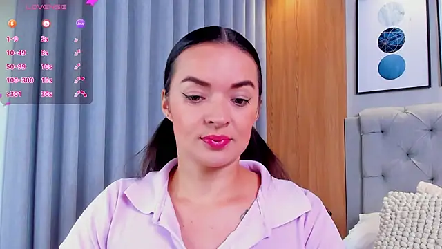 lennabell online show from November 5, 2025, 4:32 pm