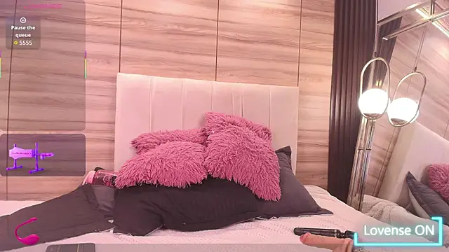 danika mori1 online show from May 7, 2026, 3:11 am