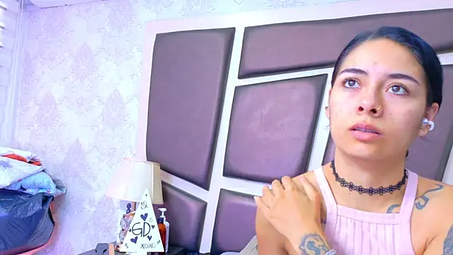 NicoleEsposito online show from May 14, 2026, 1:19 pm