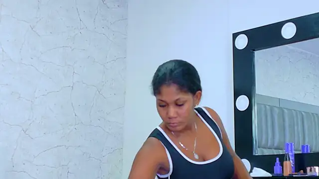 AlisonJaimes online show from November 8, 2025, 1:03 pm