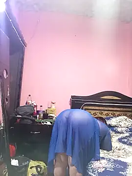 Snapshot of QueenBata chatting on December 29, 2024, 12:45 pm QueenBata online show from December 29, 2024, 12:45 pm