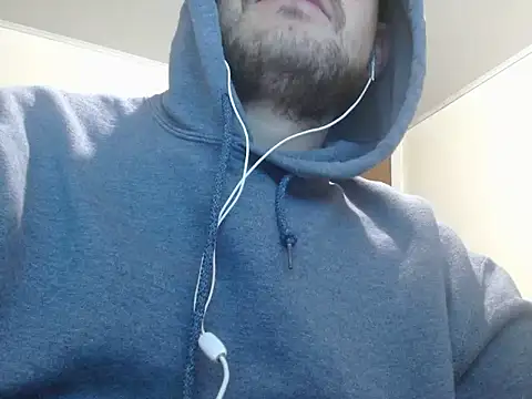 camiloking1720 online show from September 27, 2025, 7:25 am