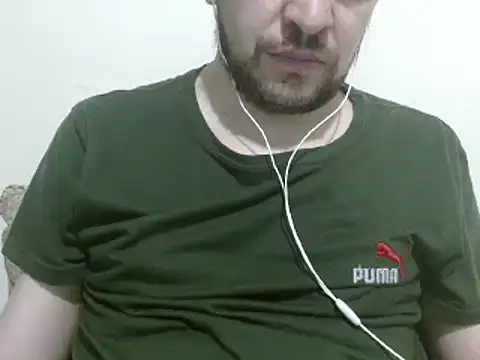 camiloking1720 online show from February 24, 2025, 8:47 pm