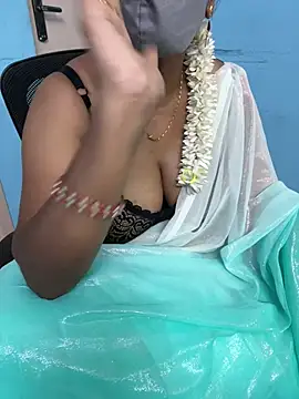 Snapshot of sajeetha chatting on June 24, 2026, 2:04 pm sajeetha online show from June 24, 2026, 2:04 pm