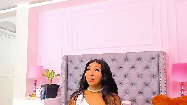 HaileeRoberts online show from January 9, 2026, 12:34 pm