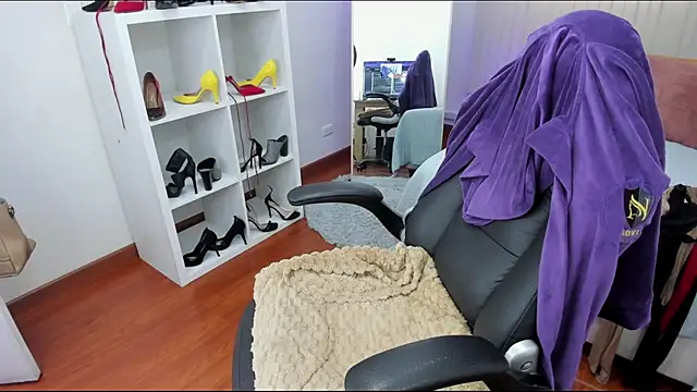 Snapshot of Victoria_collins_1 chatting on March 20, 2025, 3:47 pm Victoria collins 1 online show from March 20, 2025, 3:47 pm