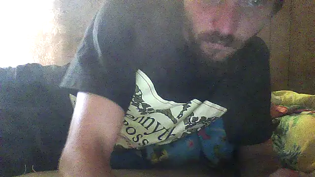 Snapshot of luke_thighwalker2469 chatting on November 5, 2025, 11:41 pm luke thighwalker2469 online show from November 5, 2025, 11:41 pm