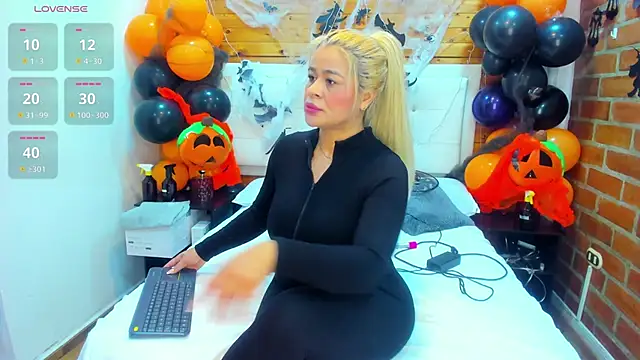 Dulcex69 online show from October 14, 2025, 11:44 am