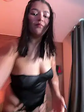 Snapshot of yey_bdsm chatting on July 6, 2026, 7:05 pm yey bdsm online show from July 6, 2026, 7:05 pm