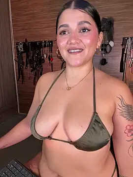 yey bdsm online show from May 27, 2026, 3:52 pm