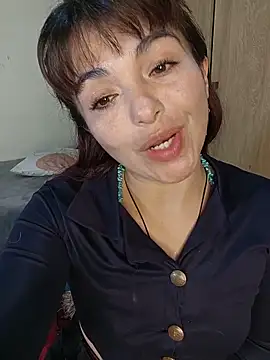 Snapshot of Winona-miu chatting on May 13, 2026, 5:53 pm Winona-miu online show from May 13, 2026, 5:53 pm