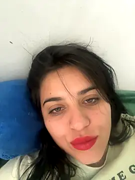 Snapshot of alyssa_magiic chatting on October 15, 2025, 4:04 pm alyssa magiic online show from October 15, 2025, 4:04 pm